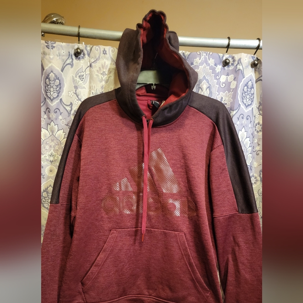 Mens adidas hoodie size large color burgundy.